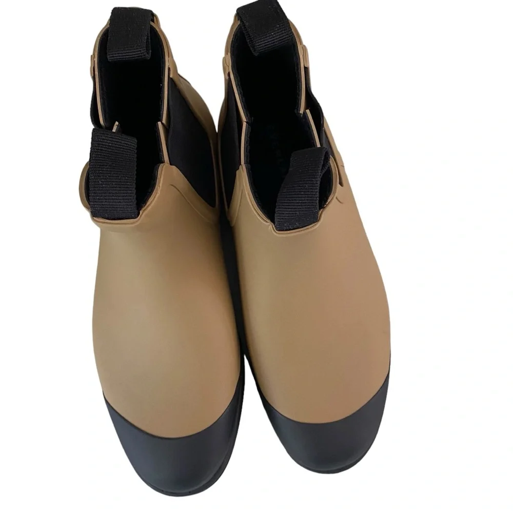 Everlane The Rain Boot in Golden Oak ankle height Chelsea rubber tan and black 8